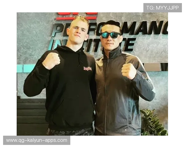 UFC 二番战：宿敌再度开战